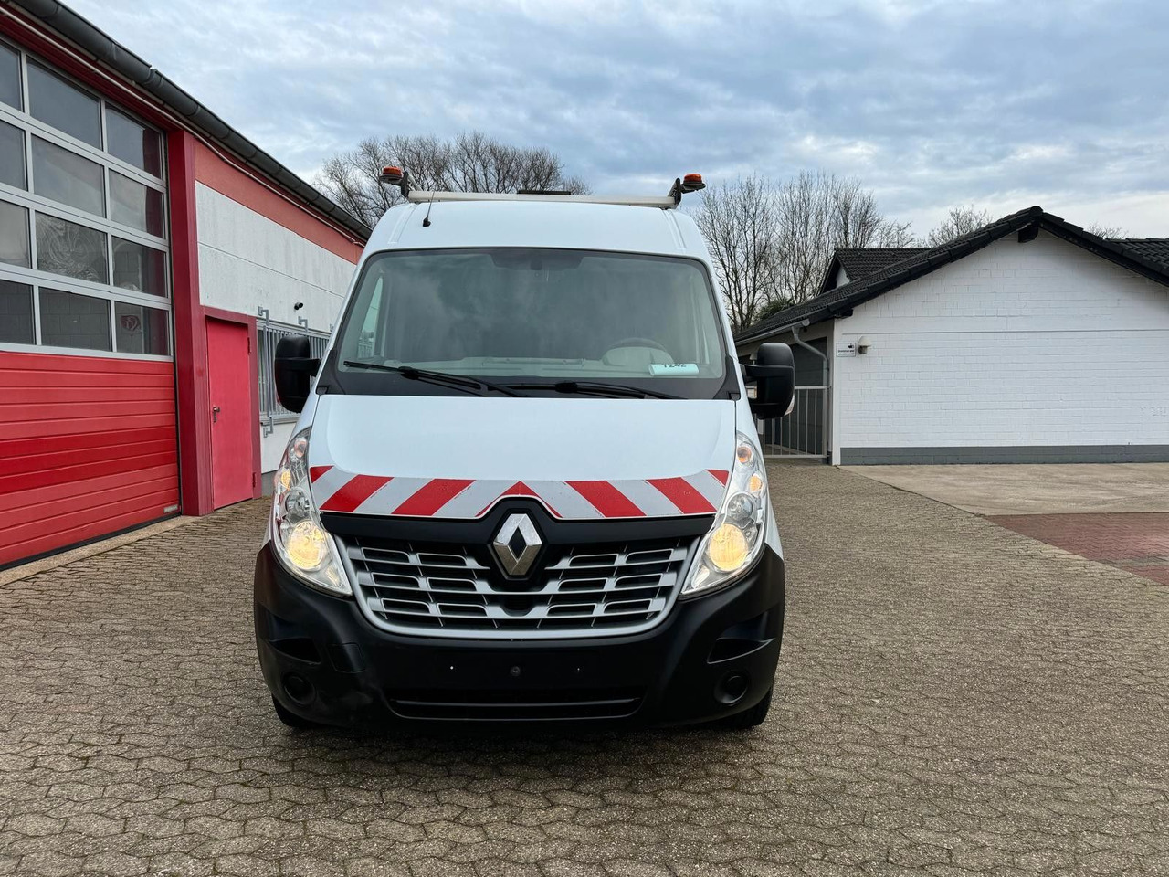 Renault Master Werkstattwagen Kastenwagen EURO 6 - Товарен бус: снимка 2 Renault Master Werkstattwagen Kastenwagen EURO 6 - Товарен бус: снимка 2