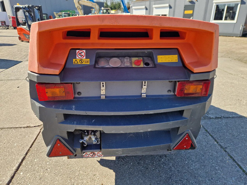 Atlas-Copco XAS57 in zeer nette staat - Компресор за въздух: снимка 5 Atlas-Copco XAS57 in zeer nette staat - Компресор за въздух: снимка 5