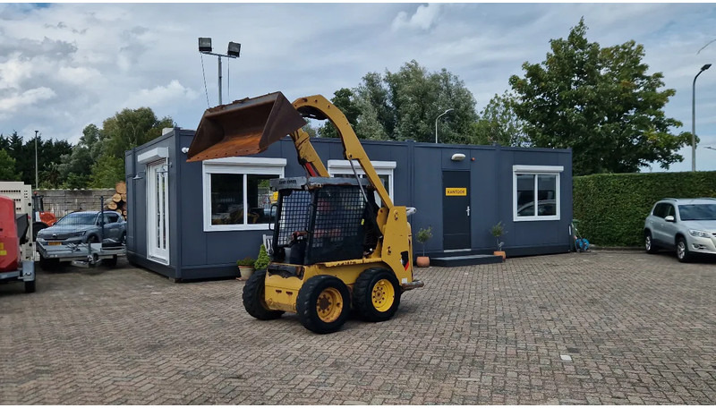 Мини челен товарач Caterpillar 216B3 schranklader met 1191 uur: снимка 16