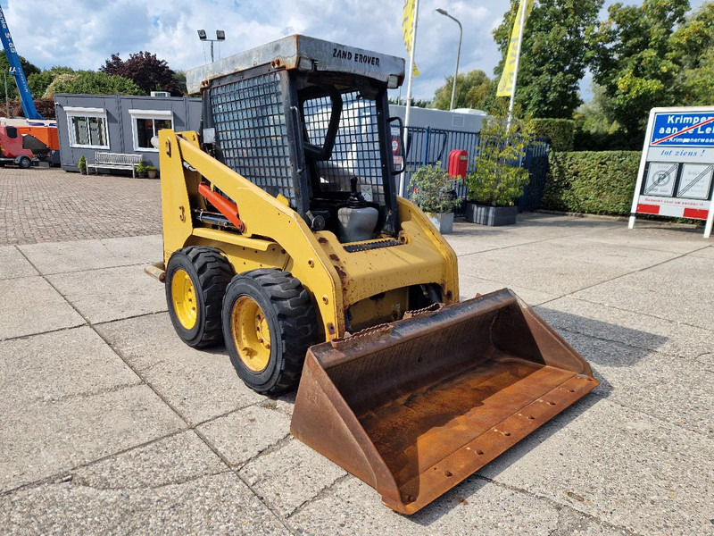 Caterpillar 216B3 schranklader met 1191 uur - Мини челен товарач: снимка 2 Caterpillar 216B3 schranklader met 1191 uur - Мини челен товарач: снимка 2