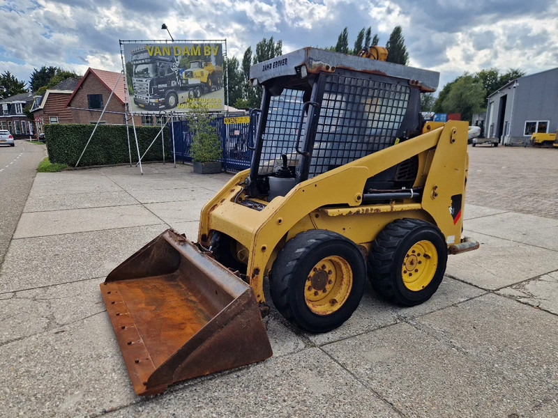 Caterpillar 216B3 schranklader met 1191 uur - Мини челен товарач: снимка 1 Caterpillar 216B3 schranklader met 1191 uur - Мини челен товарач: снимка 1