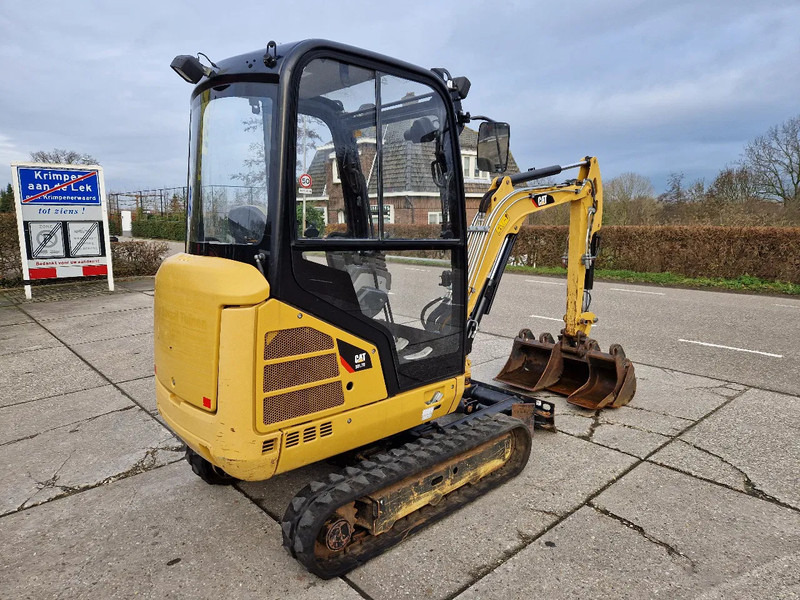 Caterpillar 301.7D with low hours! - Мини багер: снимка 4 Caterpillar 301.7D with low hours! - Мини багер: снимка 4