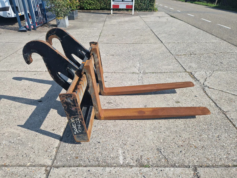 Caterpillar palletframe t.b.v. Caterpillar 924 / 930 / 938 - Вилици за Подемно-транспортна техника: снимка 3 Caterpillar palletframe t.b.v. Caterpillar 924 / 930 / 938 - Вилици за Подемно-транспортна техника: снимка 3