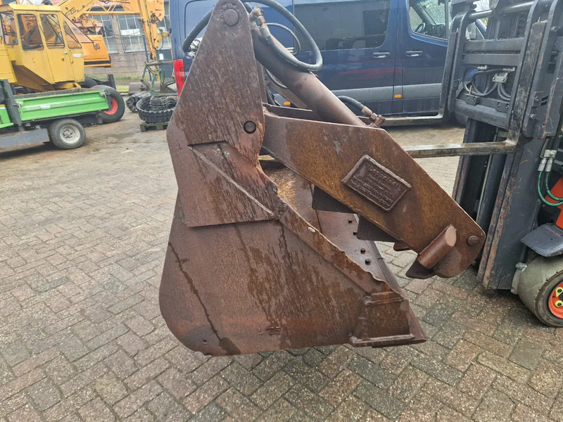 Doppstadt met Volvo aansluiting - Кофа за Строителна техника: снимка 3 Doppstadt met Volvo aansluiting - Кофа за Строителна техника: снимка 3