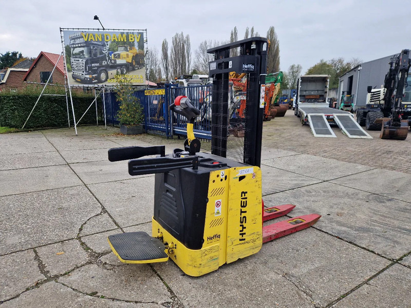 Hyster S1.5S elektrische stapelaar - Стакер: снимка 4 Hyster S1.5S elektrische stapelaar - Стакер: снимка 4