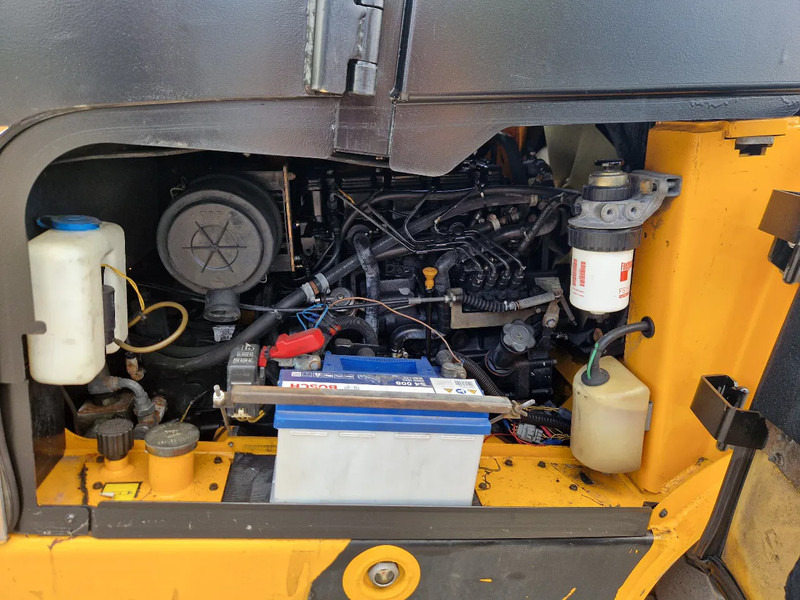 JBC TLT35D Teletruk - Дизелов мотокар: снимка 5 JBC TLT35D Teletruk - Дизелов мотокар: снимка 5