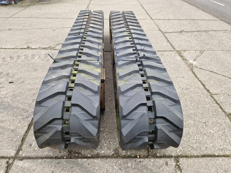 Komatsu nieuwe tracks t.b.v. PC75 tot PC88 - Гумени/ Метални вериги за Камион: снимка 5 Komatsu nieuwe tracks t.b.v. PC75 tot PC88 - Гумени/ Метални вериги за Камион: снимка 5