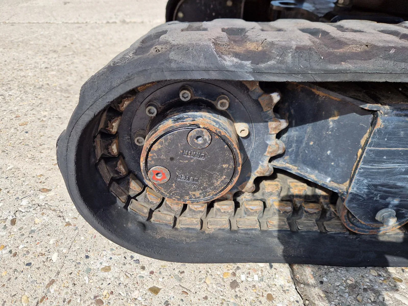 Kubota KX019-4 met 1990 uur - Мини багер: снимка 5 Kubota KX019-4 met 1990 uur - Мини багер: снимка 5