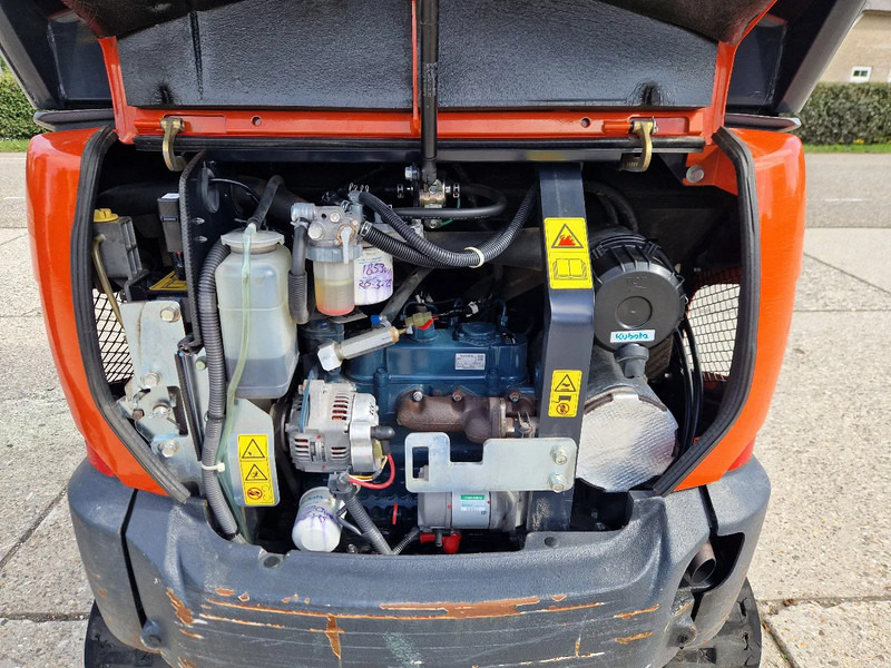 Kubota KX019-4 met 1990 uur - Мини багер: снимка 4 Kubota KX019-4 met 1990 uur - Мини багер: снимка 4