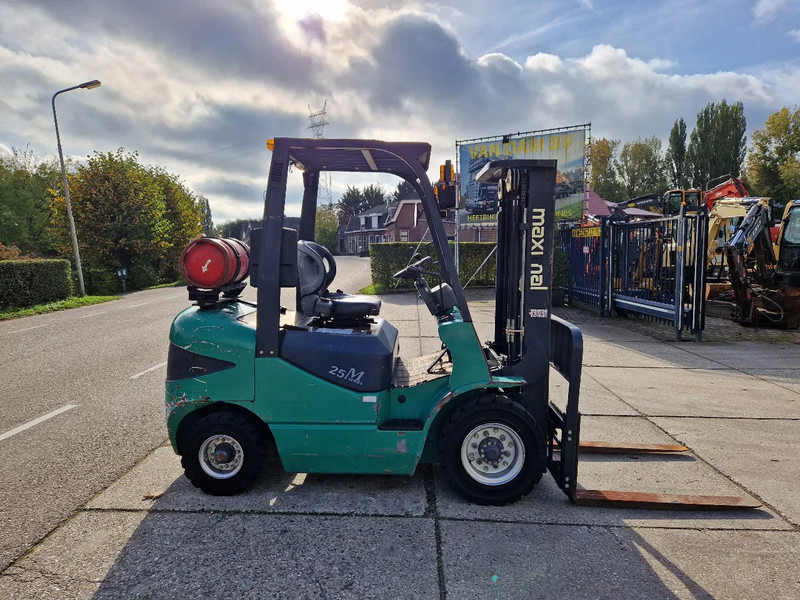 Газокар Maximal Nissan Zhejiang 2.5 ton LPG LOW HOURS: снимка 18