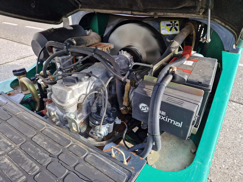 Газокар Maximal Nissan Zhejiang 2.5 ton LPG LOW HOURS: снимка 6