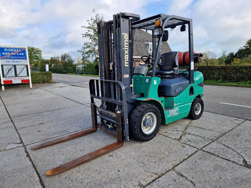 Maximal Nissan Zhejiang 2.5 ton LPG LOW HOURS - Газокар: снимка 2 Maximal Nissan Zhejiang 2.5 ton LPG LOW HOURS - Газокар: снимка 2