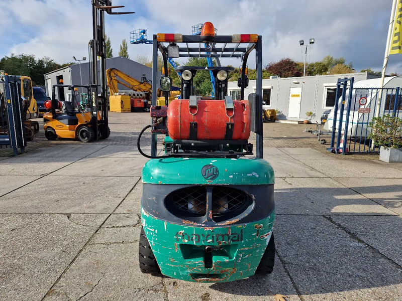 Газокар Maximal Nissan Zhejiang 2.5 ton LPG LOW HOURS: снимка 19