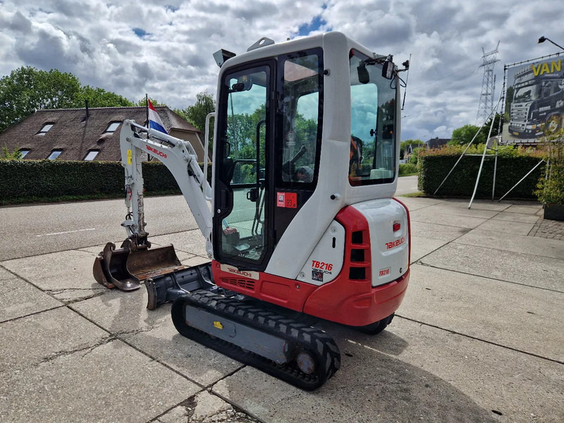 Takeuchi TB216 met 2089 uur - Мини багер: снимка 3 Takeuchi TB216 met 2089 uur - Мини багер: снимка 3