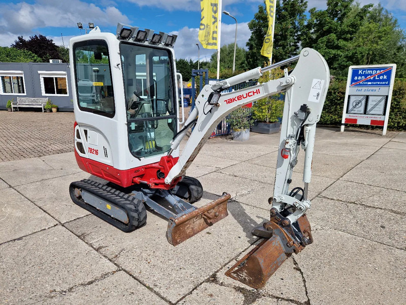 Takeuchi TB216 met 2089 uur - Мини багер: снимка 2 Takeuchi TB216 met 2089 uur - Мини багер: снимка 2