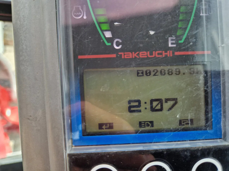 Мини багер Takeuchi TB216 met 2089 uur: снимка 9