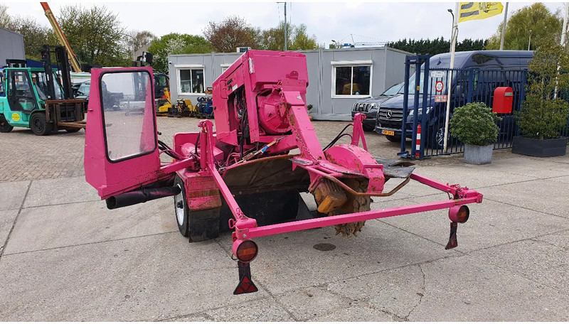 VERMEER SC1102 stobben/stronkenfrees - Приставка за изкореняване на дънери: снимка 3 VERMEER SC1102 stobben/stronkenfrees - Приставка за изкореняване на дънери: снимка 3