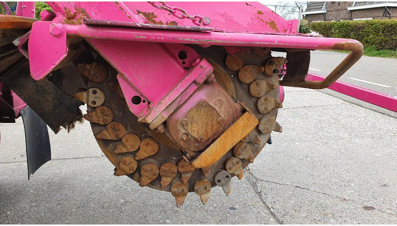 VERMEER SC1102 stobben/stronkenfrees - Приставка за изкореняване на дънери: снимка 2 VERMEER SC1102 stobben/stronkenfrees - Приставка за изкореняване на дънери: снимка 2