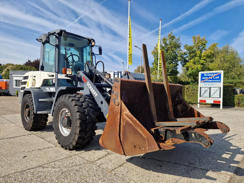 Yanmar TL80 / Schaeff TL80 / Terex TL80 in nette staat 2017 - Колесен товарач: снимка 2 Yanmar TL80 / Schaeff TL80 / Terex TL80 in nette staat 2017 - Колесен товарач: снимка 2