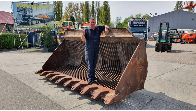 Zeer zware puinbak dubbele Caterpillar aansluiting - Кофа за Строителна техника: снимка 2 Zeer zware puinbak dubbele Caterpillar aansluiting - Кофа за Строителна техника: снимка 2