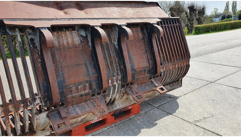 Zeer zware puinbak dubbele Caterpillar aansluiting - Кофа за Строителна техника: снимка 3 Zeer zware puinbak dubbele Caterpillar aansluiting - Кофа за Строителна техника: снимка 3