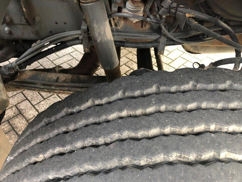 Самосвал камион, Камион с кран DAF 95.350 ATi - 6x4: снимка 12 Самосвал камион, Камион с кран DAF 95.350 ATi - 6x4: снимка 12