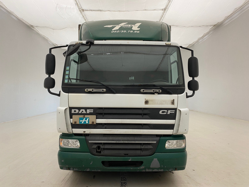 DAF CF75.250 - damaged engine* - Камион фургон: снимка 2 DAF CF75.250 - damaged engine* - Камион фургон: снимка 2
