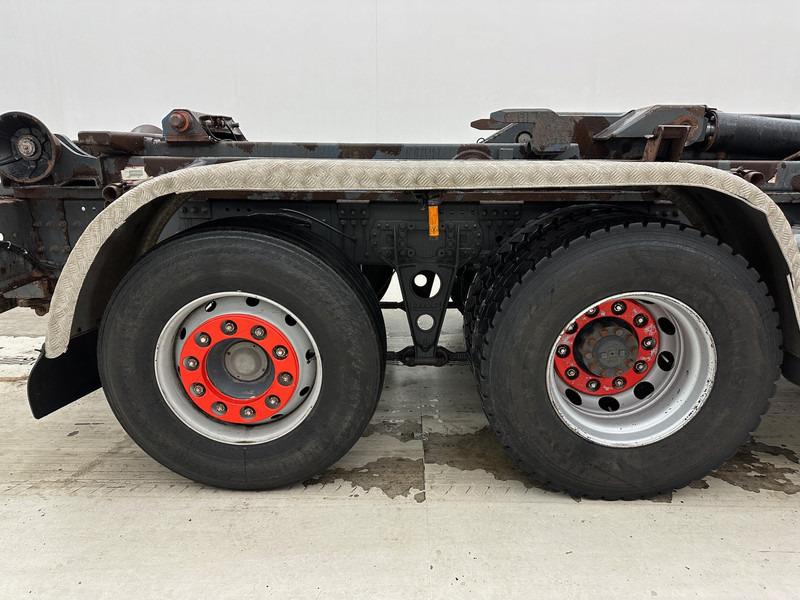 DAF XF105.410 Space Cab - Мултилифт с кука камион: снимка 4 DAF XF105.410 Space Cab - Мултилифт с кука камион: снимка 4
