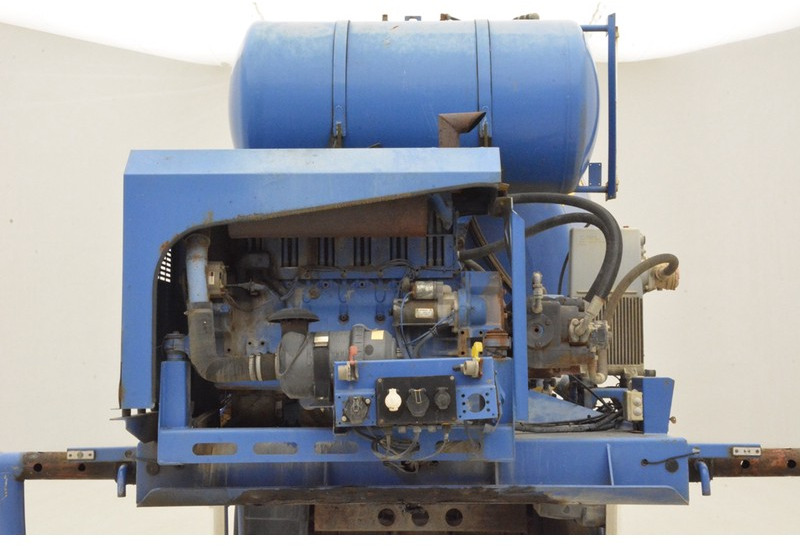 De Buf Mixer 10 m³ - Полуремарке бетон миксер: снимка 3 De Buf Mixer 10 m³ - Полуремарке бетон миксер: снимка 3