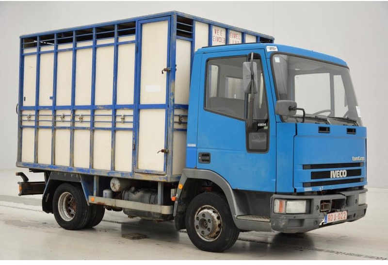 Iveco 65E14 - За превоз на животни камион: снимка 3 Iveco 65E14 - За превоз на животни камион: снимка 3