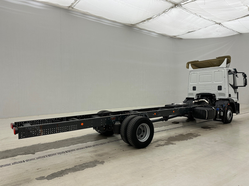 Iveco Eurocargo 120E25 - Шаси кабина: снимка 4 Iveco Eurocargo 120E25 - Шаси кабина: снимка 4