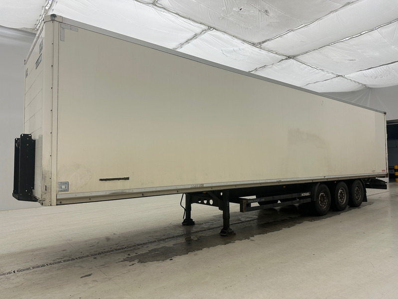 Kögel KOFFER - Затворена каросерия полуремарке: снимка 1 Kögel KOFFER - Затворена каросерия полуремарке: снимка 1