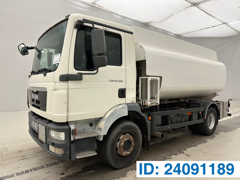 MAN TGM 15.250 - Камион цистерна: снимка 1 MAN TGM 15.250 - Камион цистерна: снимка 1