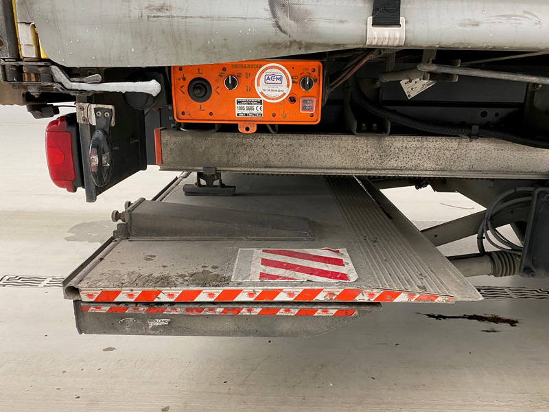 MAN TGS 18.320 - Камион с брезент: снимка 4 MAN TGS 18.320 - Камион с брезент: снимка 4