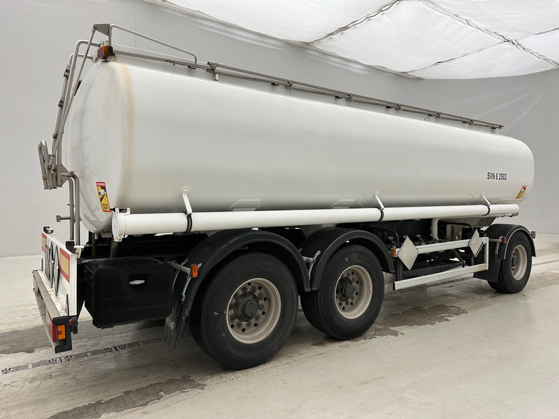 Magyar Alu tank 22000 L - Ремарке цистерна: снимка 3 Magyar Alu tank 22000 L - Ремарке цистерна: снимка 3