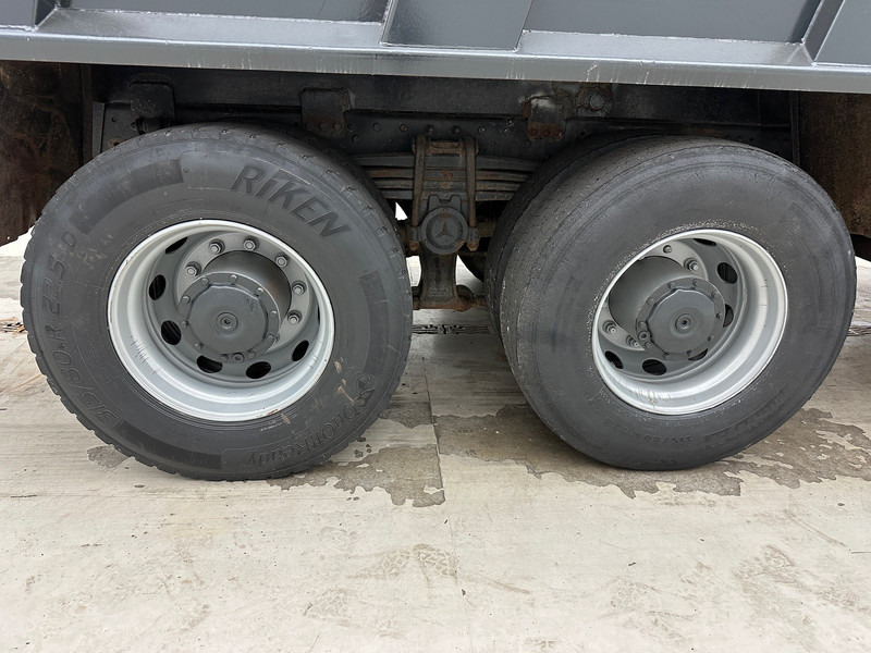 Mercedes-Benz Actros 2631K - 6X4 - Самосвал камион: снимка 4 Mercedes-Benz Actros 2631K - 6X4 - Самосвал камион: снимка 4