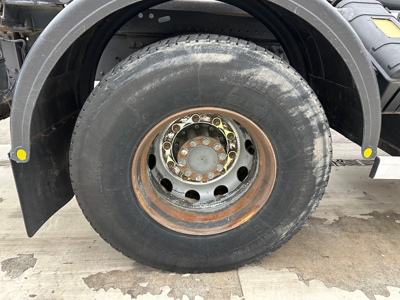Mercedes-Benz Axor 1824 - Мултилифт с кука камион, Камион с кран: снимка 5 Mercedes-Benz Axor 1824 - Мултилифт с кука камион, Камион с кран: снимка 5