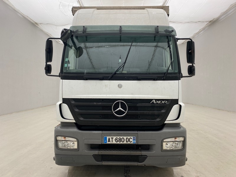 Mercedes-Benz Axor 1824* - Камион с брезент: снимка 2 Mercedes-Benz Axor 1824* - Камион с брезент: снимка 2