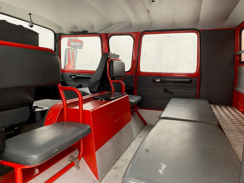 Пожарна кола Renault G230: снимка 11 Пожарна кола Renault G230: снимка 11