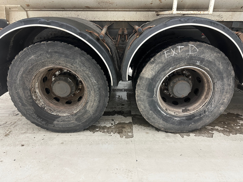 Самосвал камион Renault Kerax 450 - 8x4: снимка 11