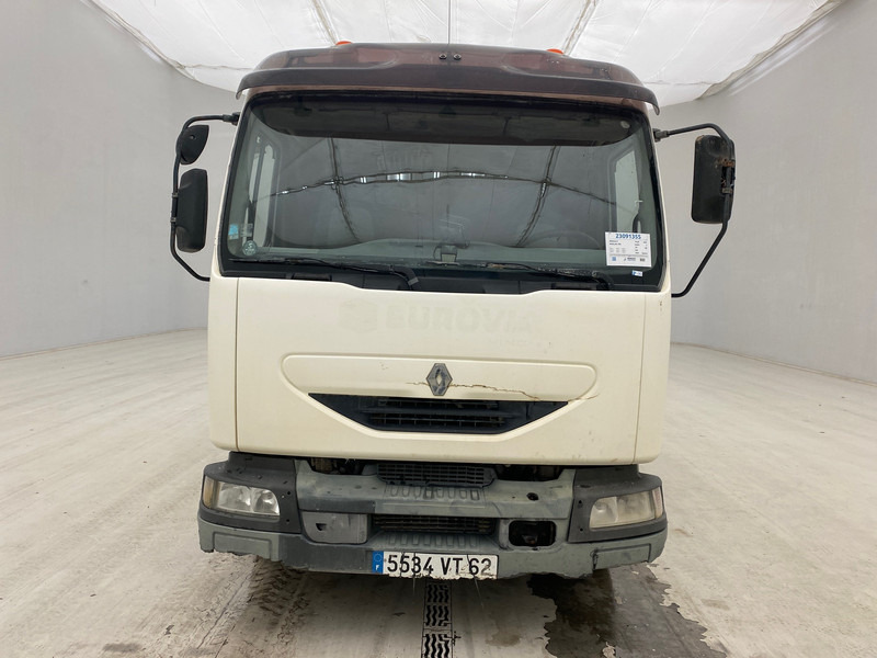 Renault Midlum 180 DCi - Камион цистерна: снимка 2 Renault Midlum 180 DCi - Камион цистерна: снимка 2
