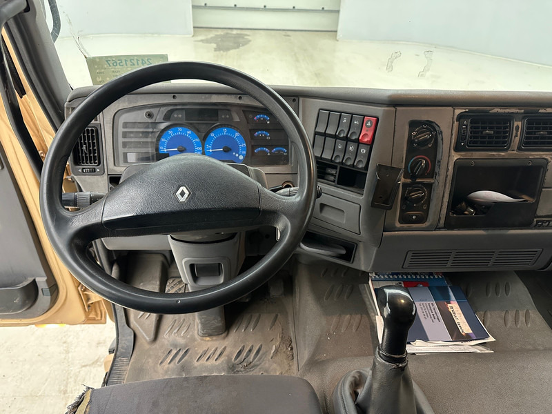 Interior photo 2: Камион фургон Renault Midlum 270