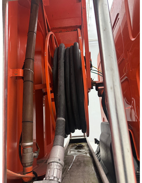 Renault Midlum 300 DXi - Камион цистерна: снимка 5 Renault Midlum 300 DXi - Камион цистерна: снимка 5