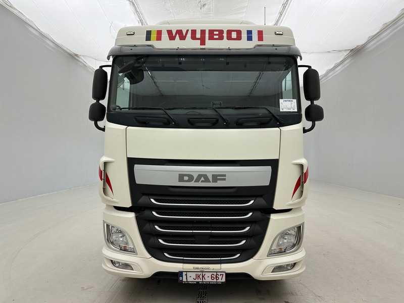 DAF XF 460 Space Cab - Влекач: снимка 2 DAF XF 460 Space Cab - Влекач: снимка 2