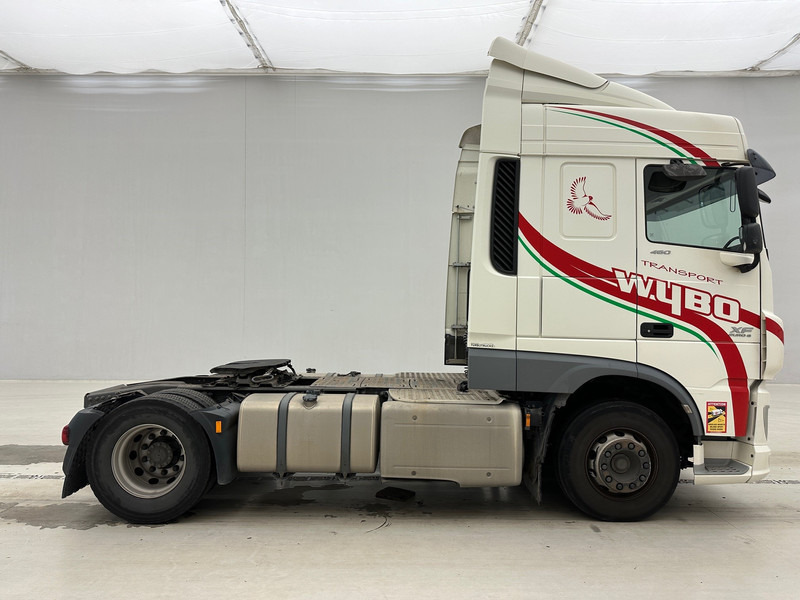 DAF XF 460 Space Cab - Влекач: снимка 4 DAF XF 460 Space Cab - Влекач: снимка 4