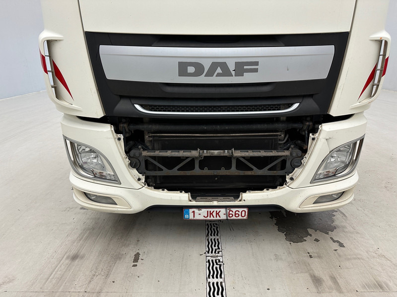 DAF XF 460 Space Cab - Влекач: снимка 3 DAF XF 460 Space Cab - Влекач: снимка 3
