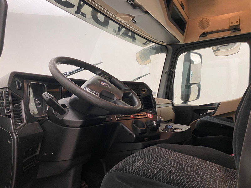 Влекач Mercedes-Benz Actros 1942: снимка 8 Влекач Mercedes-Benz Actros 1942: снимка 8