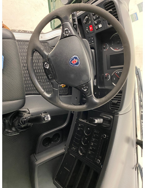 Влекач Scania G410: снимка 11