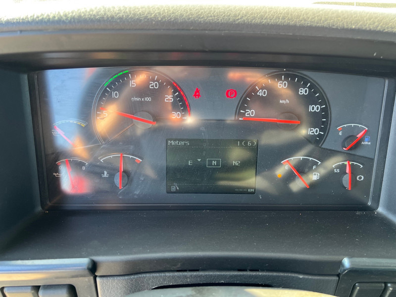 Влекач Volvo FH13.420 Globetrotter - ADR: снимка 14