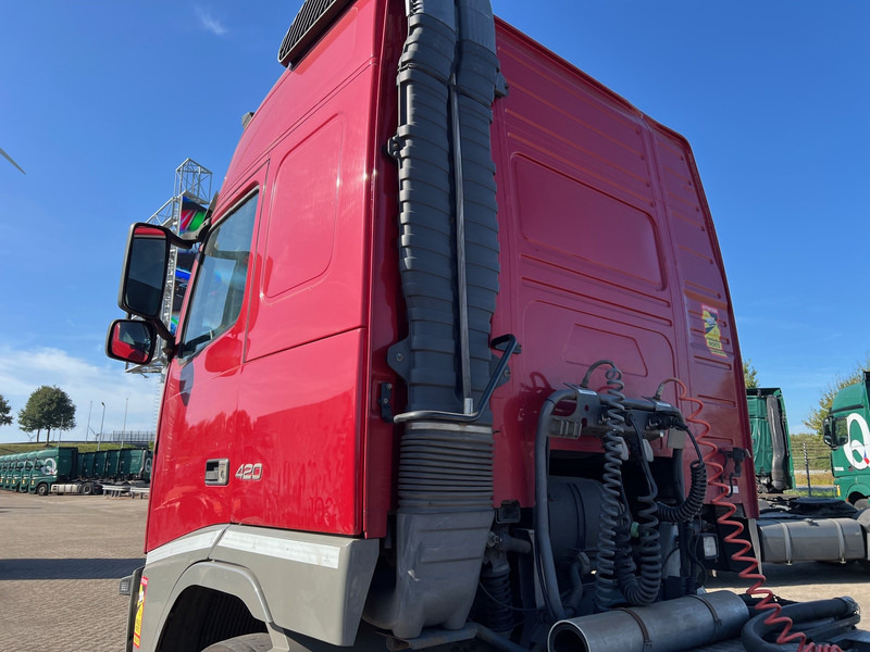 Влекач Volvo FH13.420 Globetrotter - ADR: снимка 13